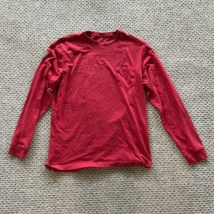 Men’s vineyard vines long sleeve red shirt. Size medium